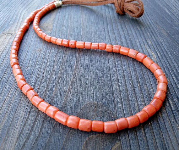 Antique coral necklace\20g antique coral\Necklace