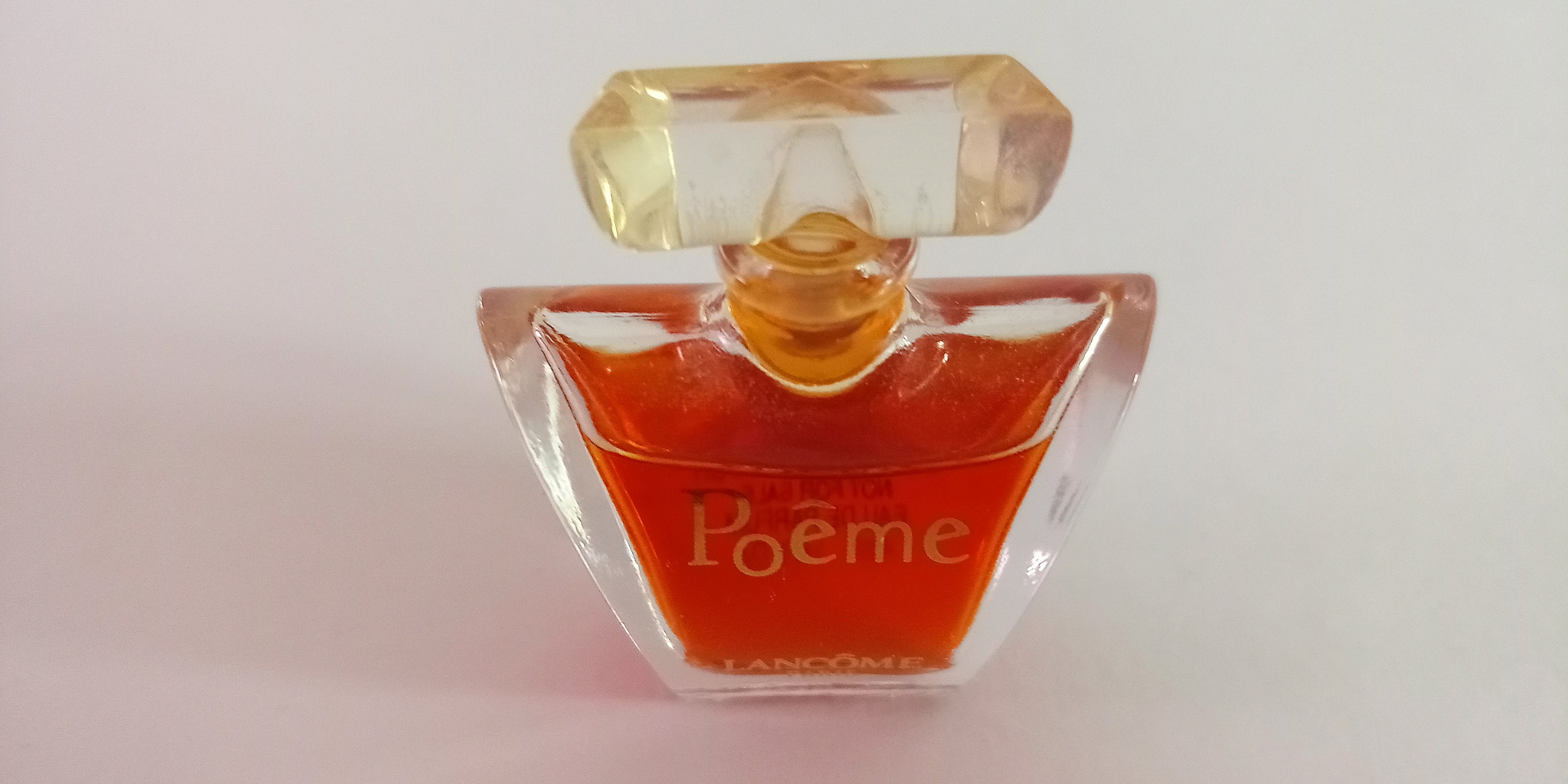 Pin Parfum 