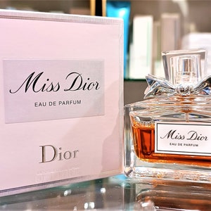 Christian Dior (Perfumes) 1960 Miss Dior — Perfumes