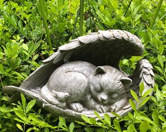 Personalized Pet Memorial Resin Stones Sleeping cat  in Angel Wing, cat Memory Garden Statue, Loss Pet cat, Lost cat memory figure maker
