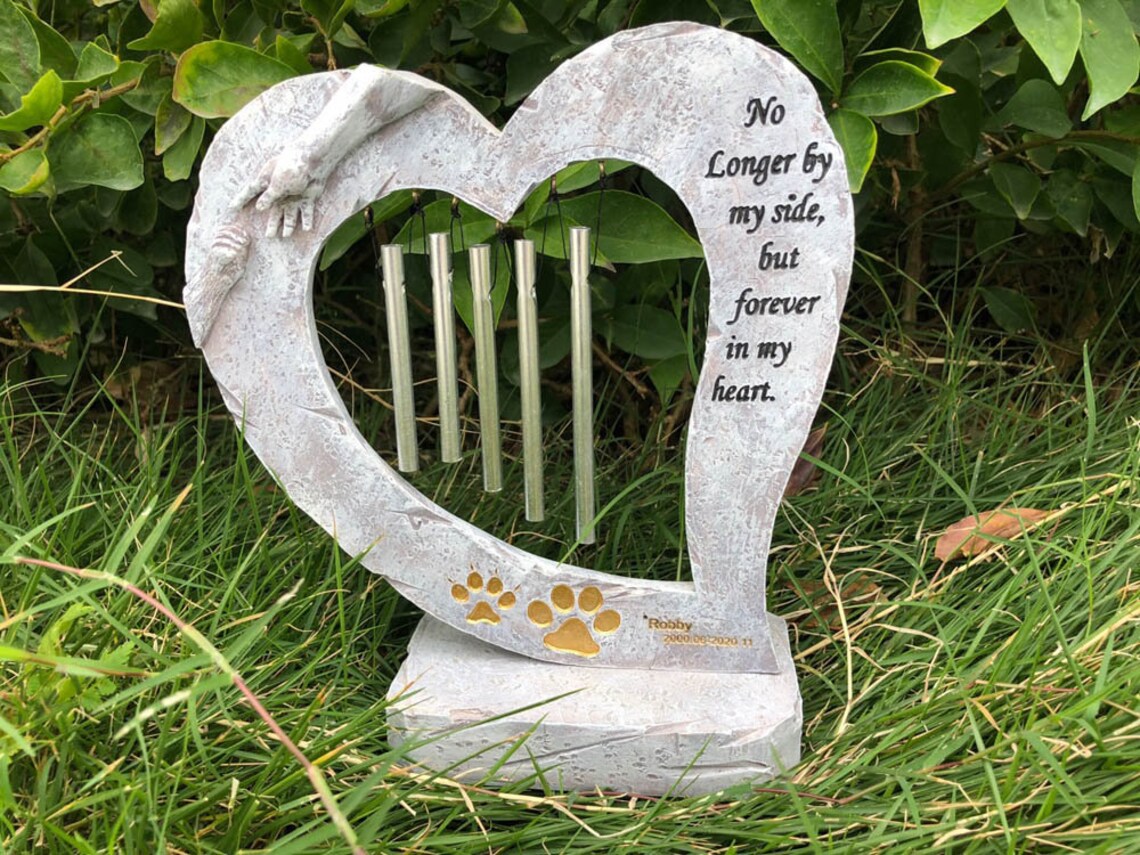 Engraved Pet Memorial With Wind Chimes Personalized Dog Etsy