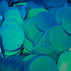 30mm flat big top hole round large blue iridescent sequins paillettes bulk wholesale 50 gram 150 pieces / 500 gram 1500 pieces
