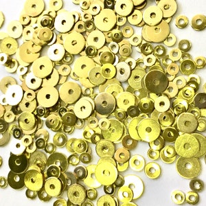 300 Count Gold 3/4 Inch .75 Inch or 1.9CM Sequin Pins, 12 Sequin Pins,  Applique Pins, Brass Plated Pins for Sequins or Beaded Ornaments 