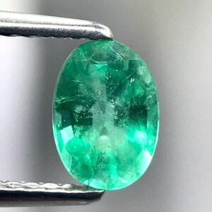 Top quality emerald 100% natural
