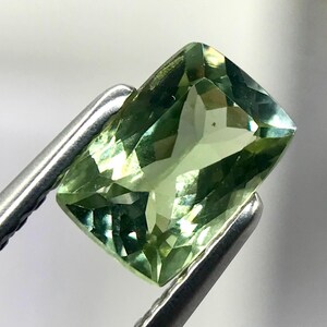 Top quality Tanzanite 100% natural 7x5mm 1.110 carat