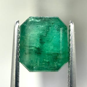 Natural Green Emerald Octagon: 4.025 ct Gemstone