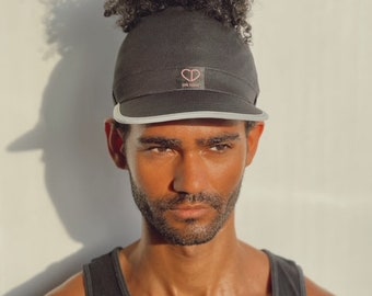 Curl Daddy Multifunctional Visor for men and women with curly hair