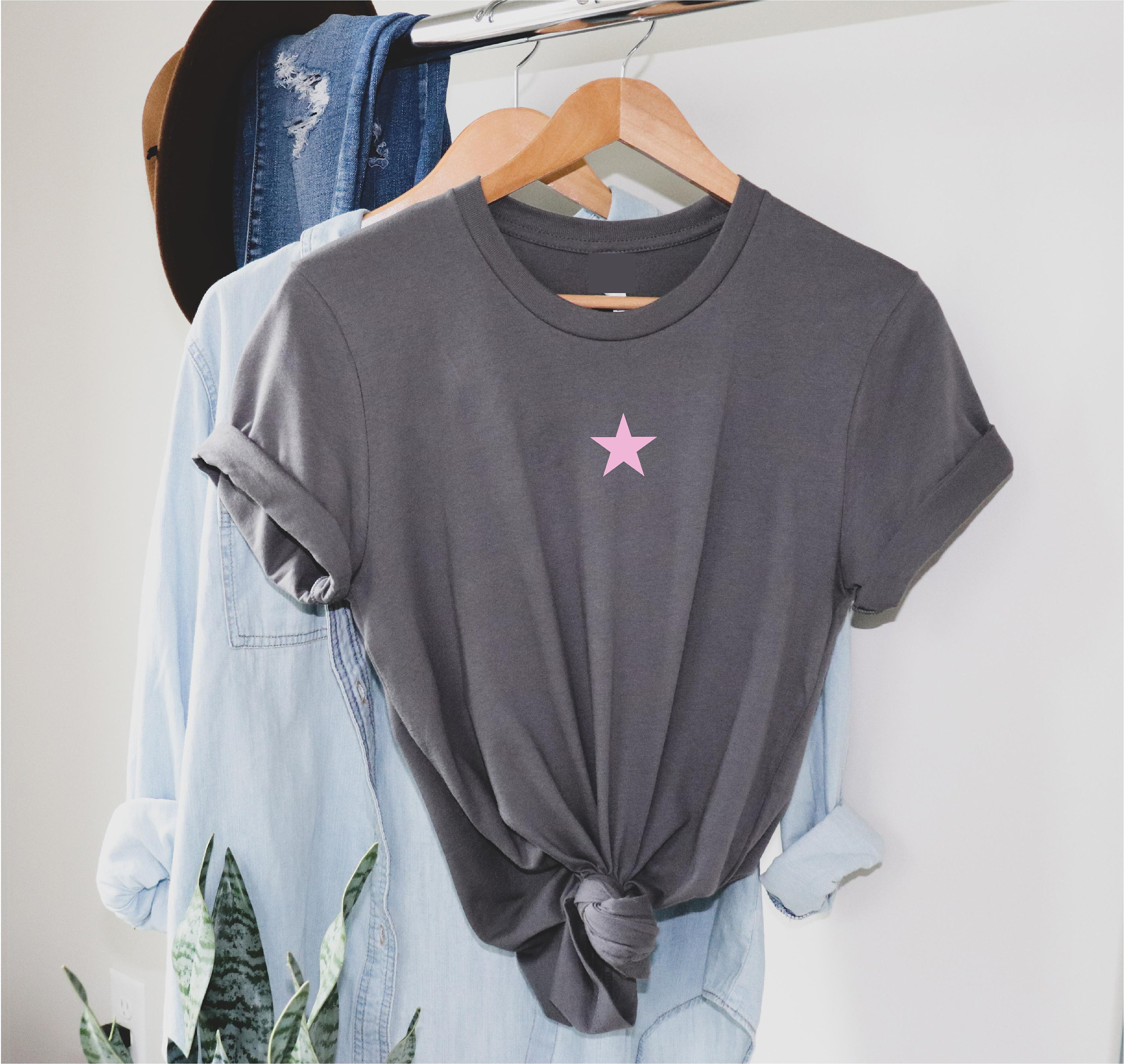 Tシャツ・カットソー T-SHIRT SMALL STAR Small Star - T Shirt / Cute Minimal Star Top / Trending