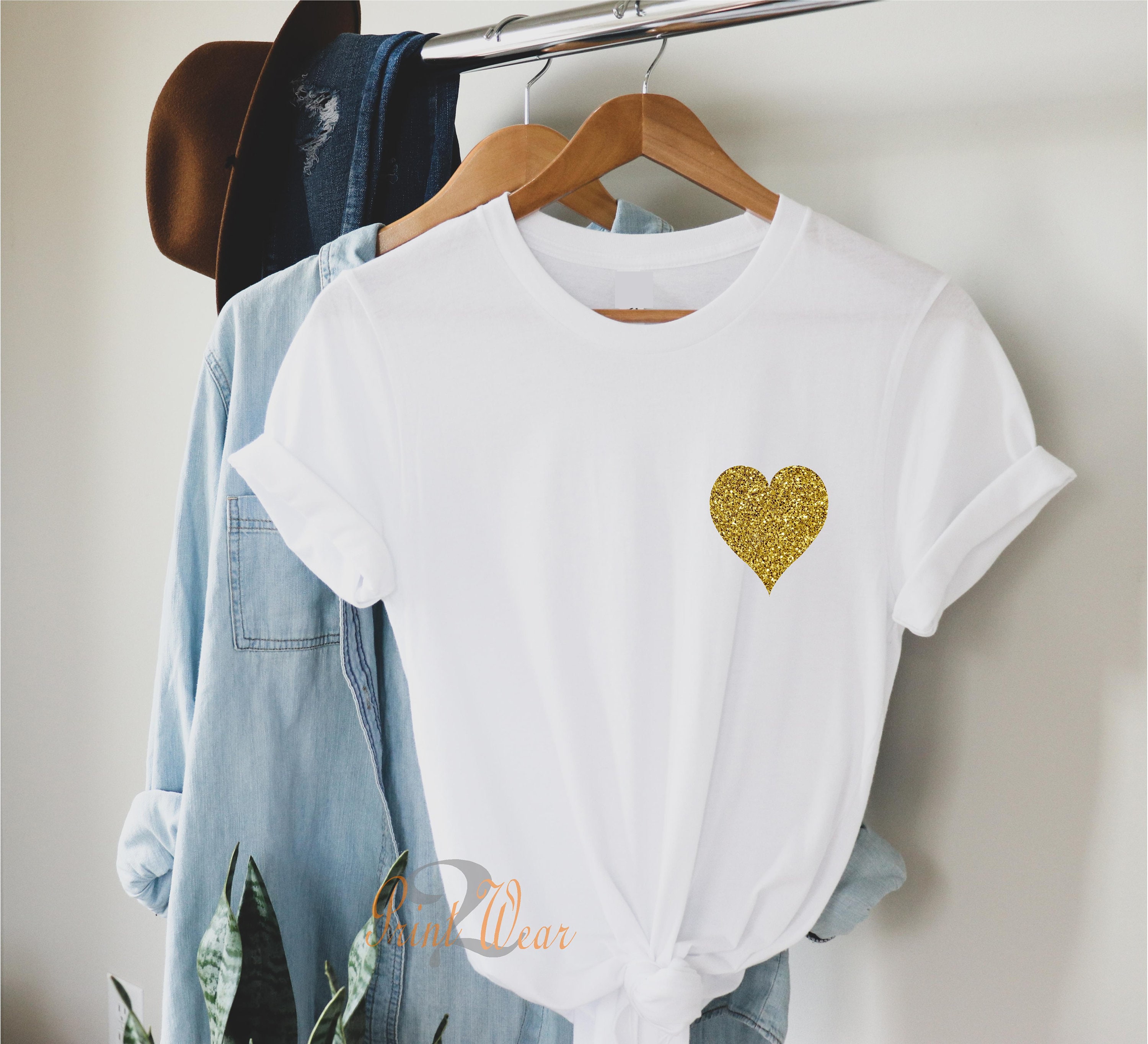 Heart - Ladies T Shirt Glitter Pocket Heart, Red or Gold 100