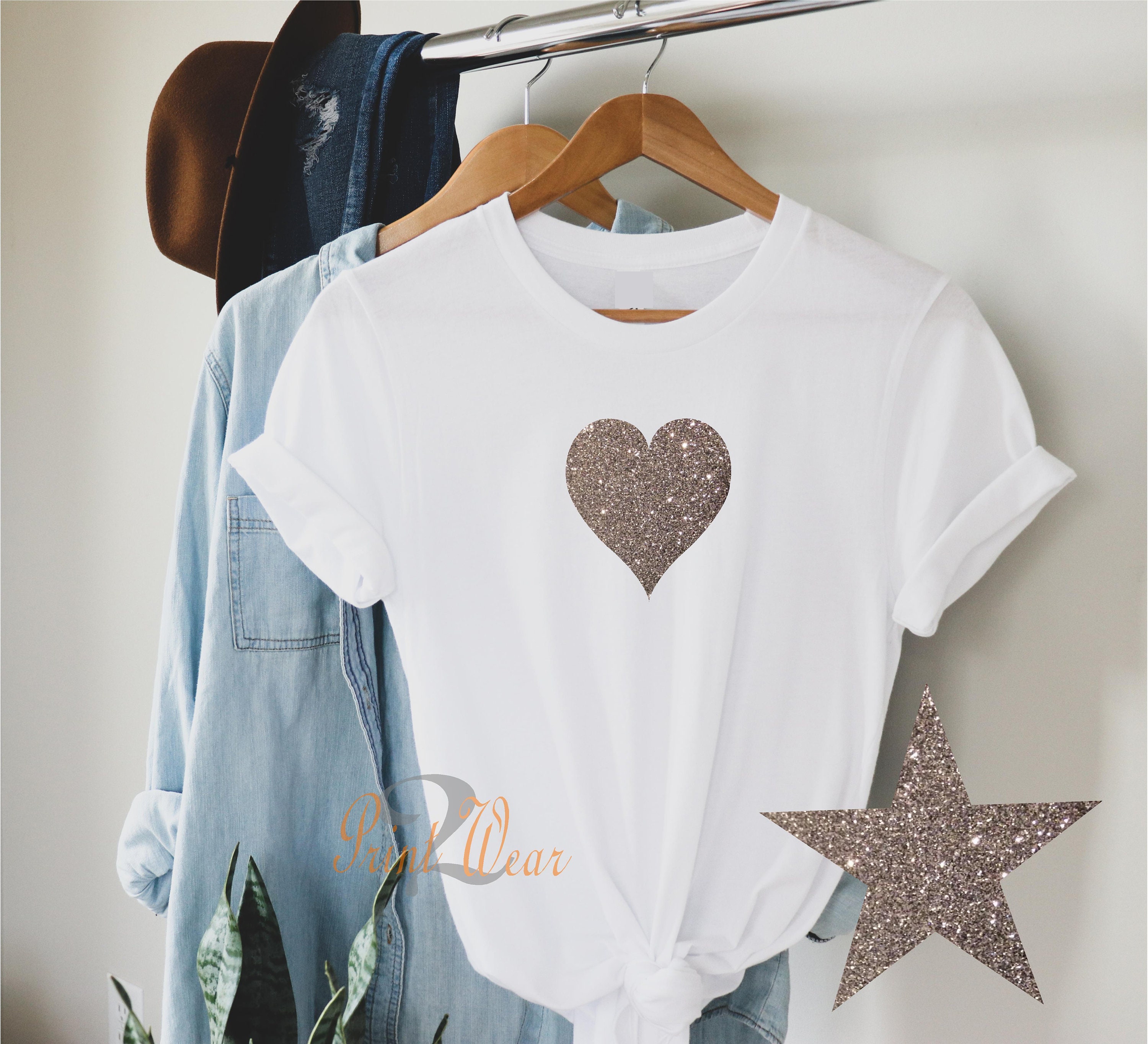 glitter heart logo hoodie (for pets) – YZ