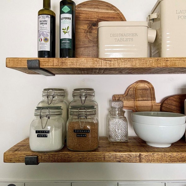 Estante rústico hecho a mano de madera maciza de 22 cm de profundidad y 3 cm de grosor. Estante de pared de madera para cocina (soportes adicionales).