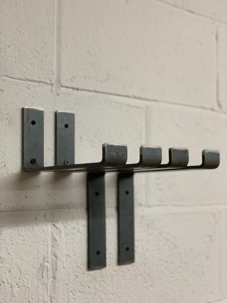 Industrial metal brackets x 2 heavy duty black. Will fit standard scaffold board, Shelve immagine 2