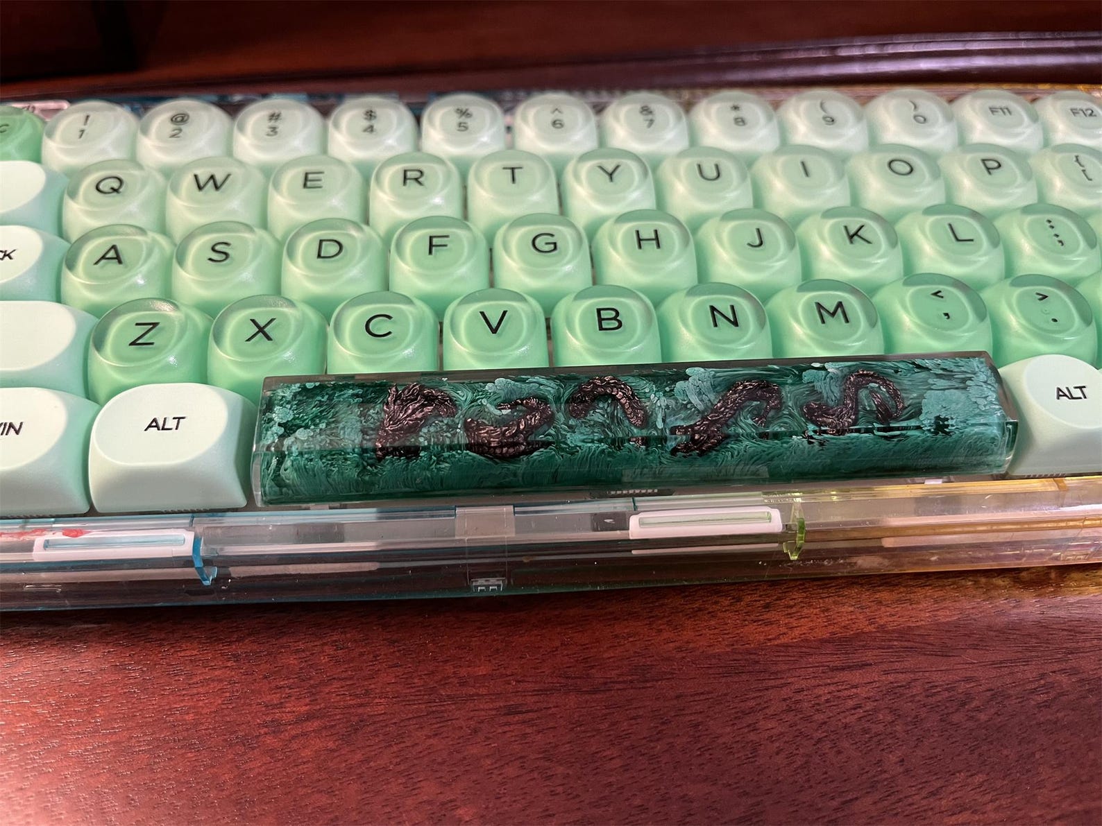 Handmade Green Black Dragon Carving Keycap: MX Cherry SA Spacebar 6.25U ...