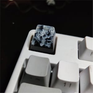 Cloud Mountain Blackit Views Light OEM R4 Artisan Valley Collection Key cap for MX Cherry Filco Keycap