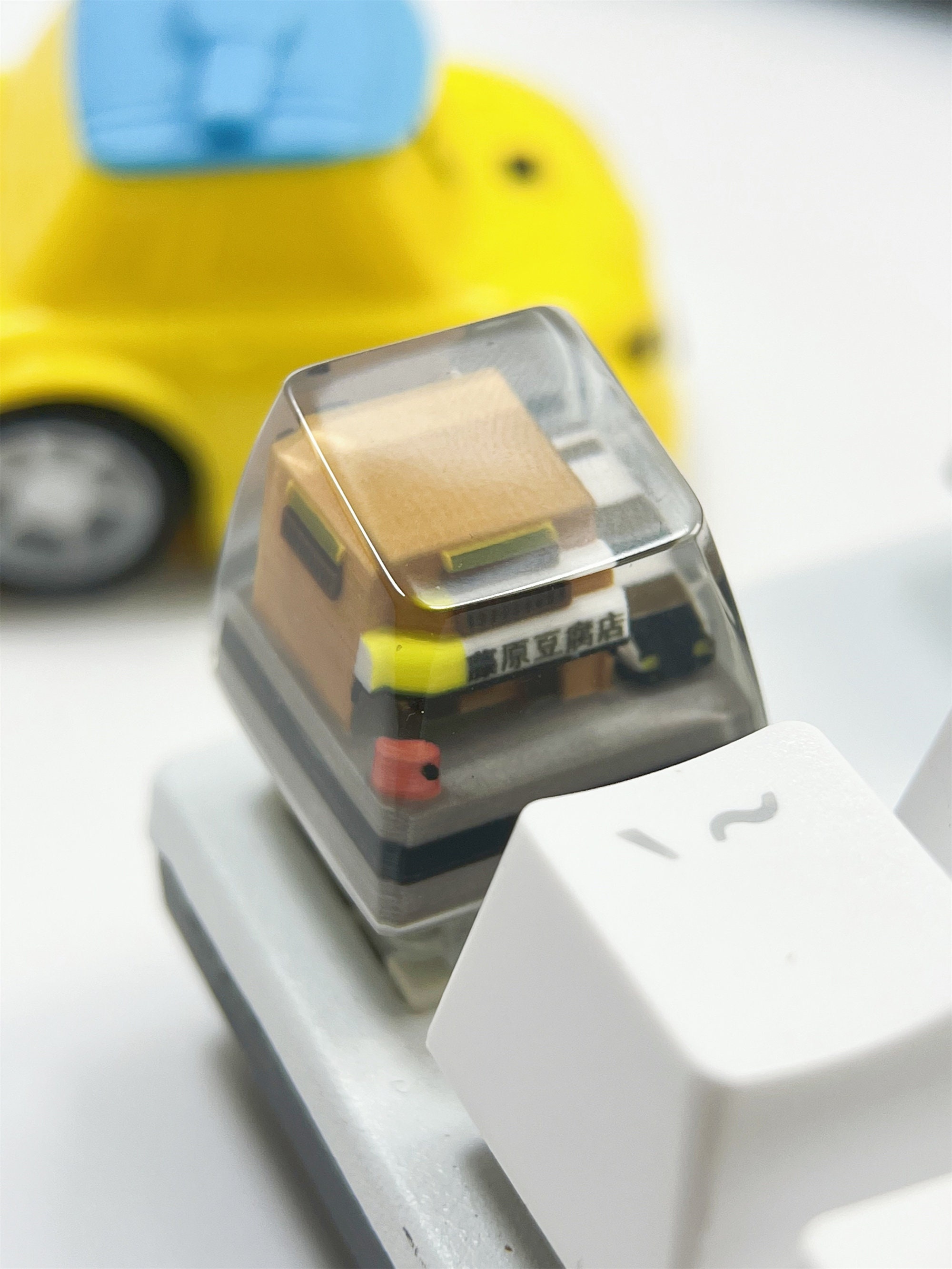 Car Model Initial D 藤原とうふ店 AE86 3D Clear Keycap Custom made SA Key cap Hourse Room keycap for MX Cherry