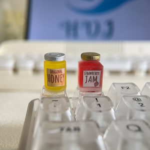 3D Strawberry Jam & Honey Jar ESC Keycap - Creative Cherry MX Key