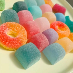 Soft Sweets Jelly Capsule de clé en résine sucrée simulée Porte-clé artisanal pour clé MX Cherry Cadeau