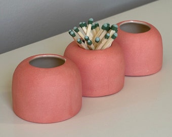 Attaccante in ceramica Pomelo con fiammiferi