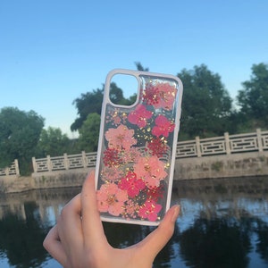 iPhone 15 14 Pro Max pressed dried real flower phone case white frame iphone crystal clear case