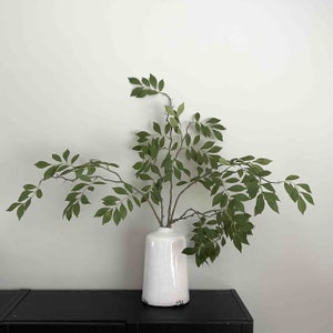 Galho de folha de glicínia falsa, Galho artificial, Galho de folha verde, Folhas artificiais, Folhagem falsa, Verdura, Planta artificial, Decoração para casa, Reino Unido