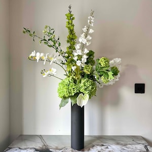Luxus-Kunstblumenarrangement, künstliches Blumenarrangement, hochwertige Kunstblumen, Blumenarrangement, Seidenblumenarrangement, UK