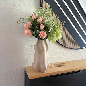 Faux Rose and Hydrangea Bouquet, Rose Bunch, Faux Flowers, Artificial Flowers, Wedding Flowers, Faux Flower Arrangement, White flowers