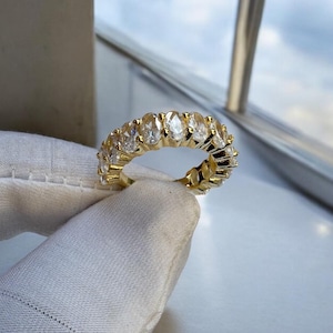 Oval Diamond Ring, Stacking Ring, Diamond Band, Wedding Band, Minimalist Ring, Dainty Ring, Stackable Ring, Gift for Her, CZ Ring, Ring