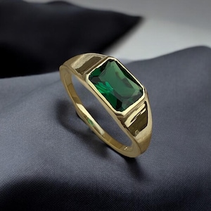 14K Solid Gold Emerald Ring, Emerald Engagement Ring, May Birthstone Ring, Gold Emerald Ring, Green Emerald Engagement Ring, Birthstone Ring