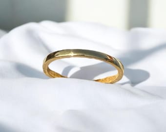 14k Gold Simple Wedding Band Ring, Thin Gold Ring, Simple Plain Gold Ring, Minimalist Wedding Ring, 1.5mm, Stacking Plain Gold Ring, Julia