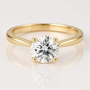 Round Engagement Ring in 14k Solid Gold / 2 CT Moissanite Engagement Rings / 4-Prong Solitaire Moissanite Ring / Gold Promise Ring