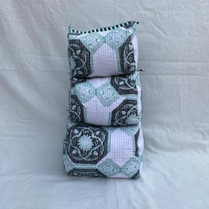 Handcrafted Grey and White Toiletry Bag Set with Intricate Green Floral and Geometric Embroidery – 3 Nesting Sizes for Travel, Cosmetics