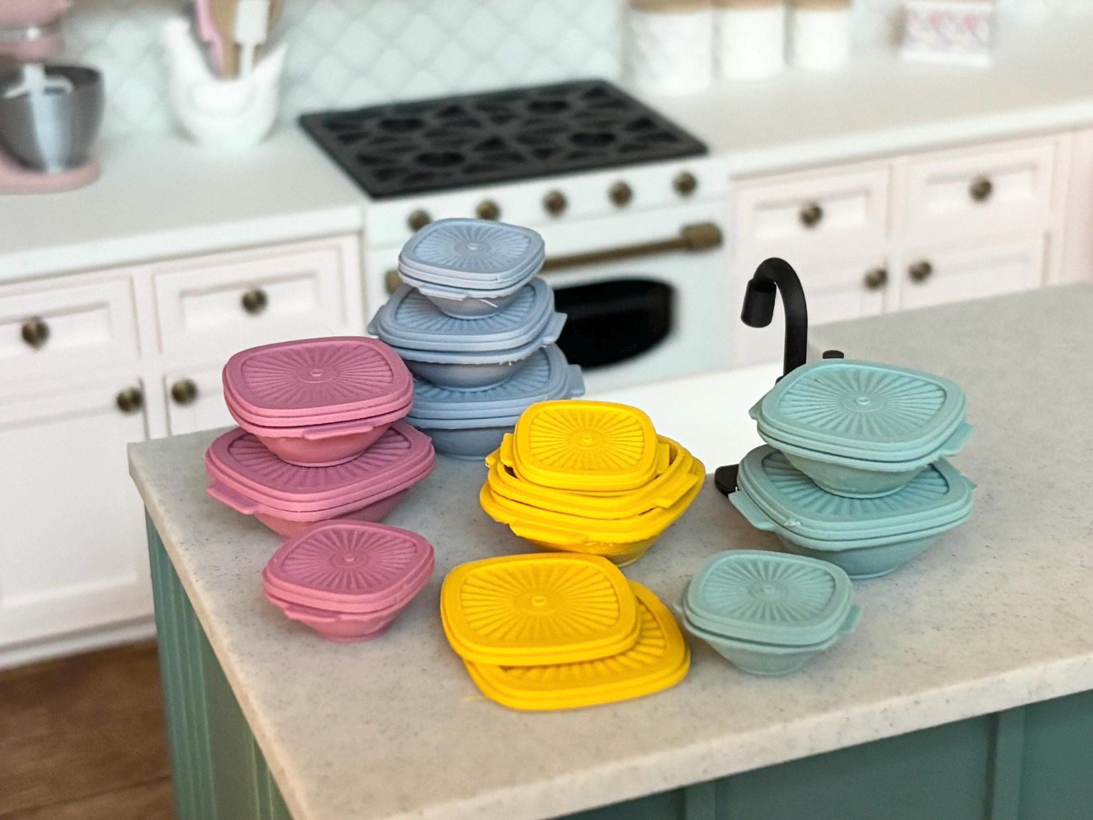 Dollhouse Miniature vintage style containers and lids, square