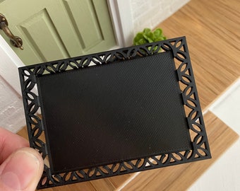 Dollhouse Miniatures “rubber” lattice doormat border