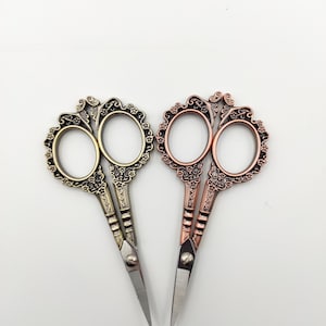 Floral  Embroidery scissor, Small Sharp scissor unique gift for Embroidery/Quilting/Thread/Sewing/Knitting/Cross Stitch