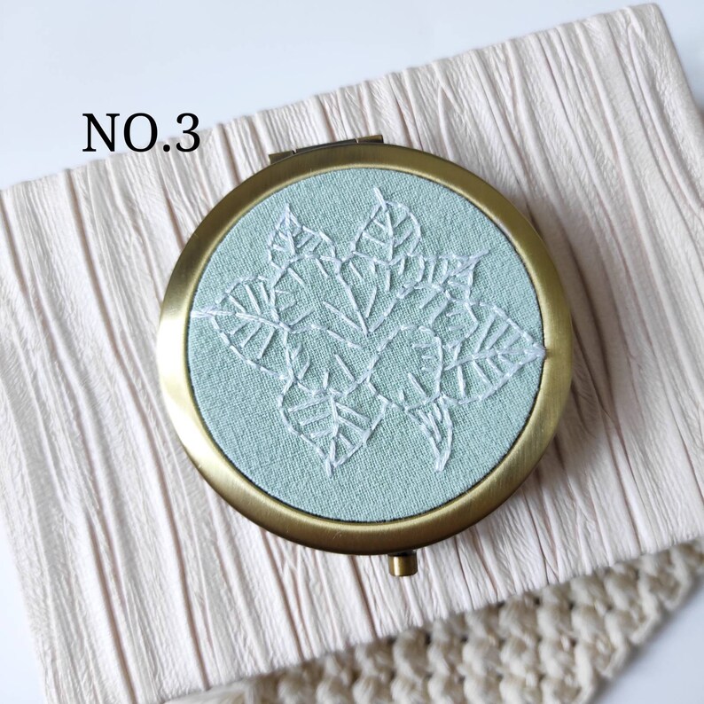 Hand Embroidered Pill Box/ Jewelry Box Floral Embroidery Etsy