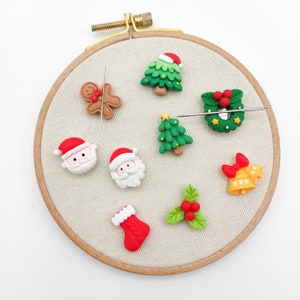 Christmas Needle Minder Collection: Holiday Embroidery, Cross Stitch