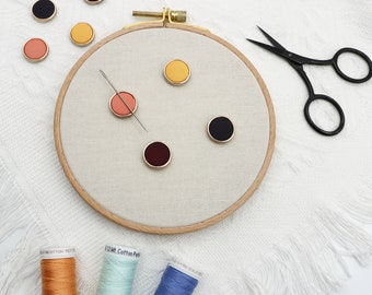 Resin Needle Minder: Modern Magnetic Needle Nanny for Embroidery