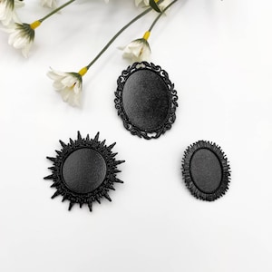 黒の刺繍ピンキット、刺繍用ピン、初心者向け刺繍キット、手作りピン、DIYブローチギフト、クロスステッチピンキット