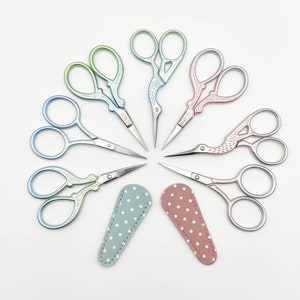 Ombre Embroidery scissor with sheath, Unique gift for Embroidery/Quilting/Thread/Sewing/Knitting/Cross Stitch