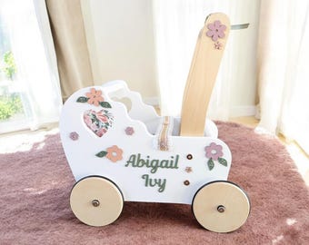 Personalisierte Baby Geschenk, personalisierte Puppenwagen, weiße Kutsche, Baby Mädchen Kinderzimmer Dekor