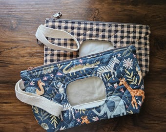 Bolsa personalizada feita à mão para lenços umedecidos para bebês: organizadora de bolsa de fraldas com pulseira