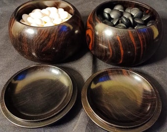 Juego de Go japonés restaurado: piedras de Go de pizarra y concha y cuencos de madera - Piezas de concha de 8,8 mm a 10,1 mm - Igo Weiqi Baduk 19x19