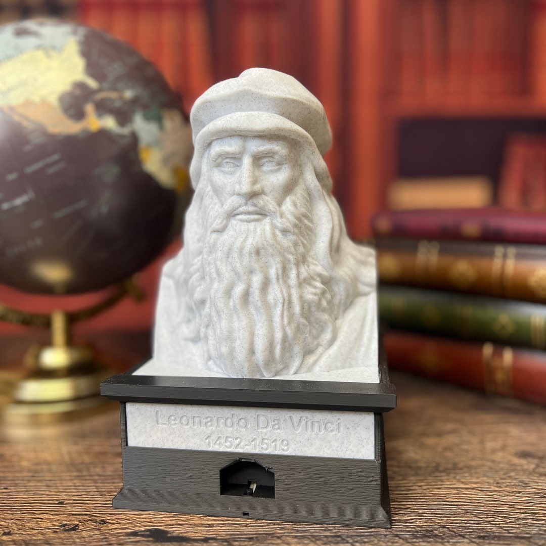 Statue Figure Button Leonardo Da Vinci Talking Bust - Press the Button for a Fun Quote or ...