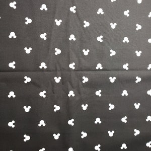 Stof Mickey Mouse-oren: zwarte katoenmix voor knutselen en quilten