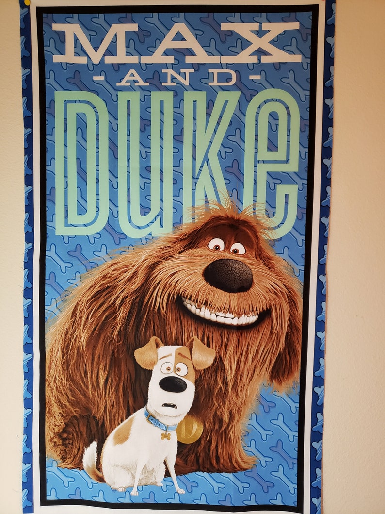 Secret life of pets Max and Duke cotton panel Fabric by the yard 100/% cotton for crafts and quilting