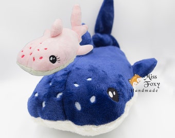 Peluche de tiburón ballena, criatura marina, Minky, personalizado, bordado, hecho a mano, regalo para acurrucarse