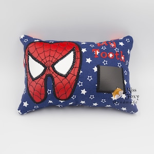 Super-héros Spider Boy - Ma fée aux dents perdues | Sac personnalisé | Oreiller de dent perdue | Accroche-porte de fée des dents | Pochette rembourrée en peluche