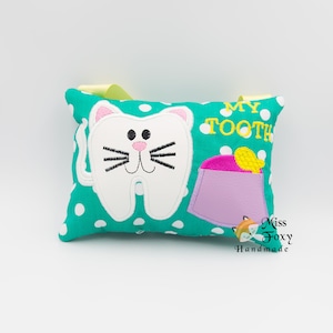Joli coussin fée des dents perdues pour chat | Sac à dents personnalisé | Oreiller de dent perdue | Accroche-porte de fée des dents | Poche à dents rembourrée en peluche
