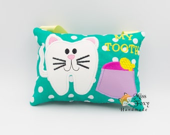 Cute Kitty Cat Lost Tooth Fairy Pillow | Personalized Tooth Bag | Lost Tooth Pillow  | Tooth Fairy Door Hanger | Plush Stuffed Tooth Pocket
