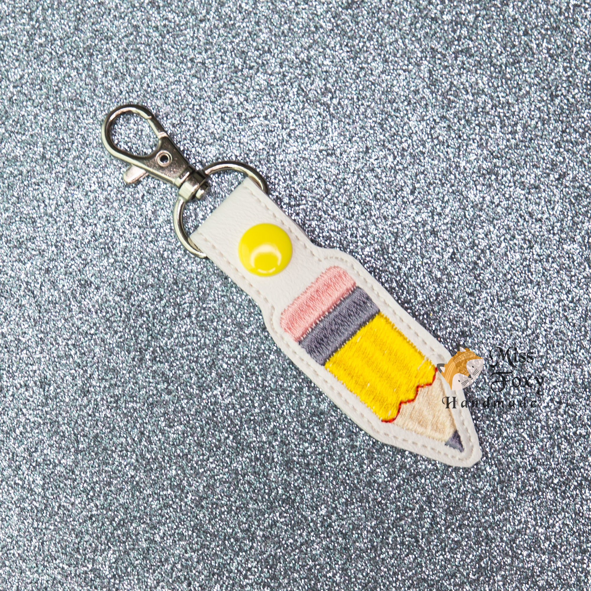 Back to School Pencil / Teacher Apple Love Vinyl Keychain | Key Fob ...